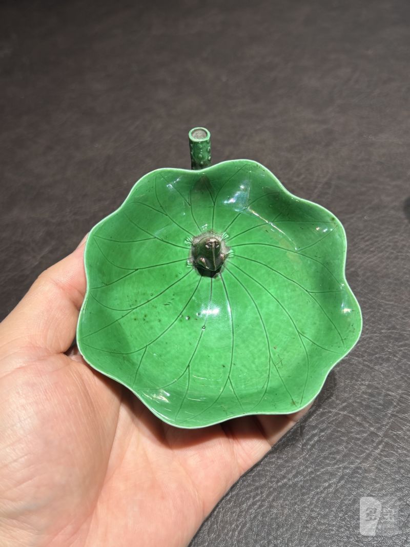 清康熙 绿釉荷叶秋操杯一对 - 图4